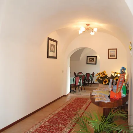 Hotel Tiziana Garni Gargnano