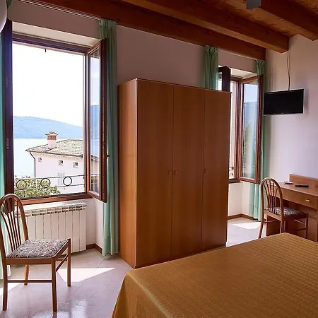 Tiziana Garni Otel