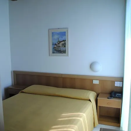 Hotel Tiziana Garni